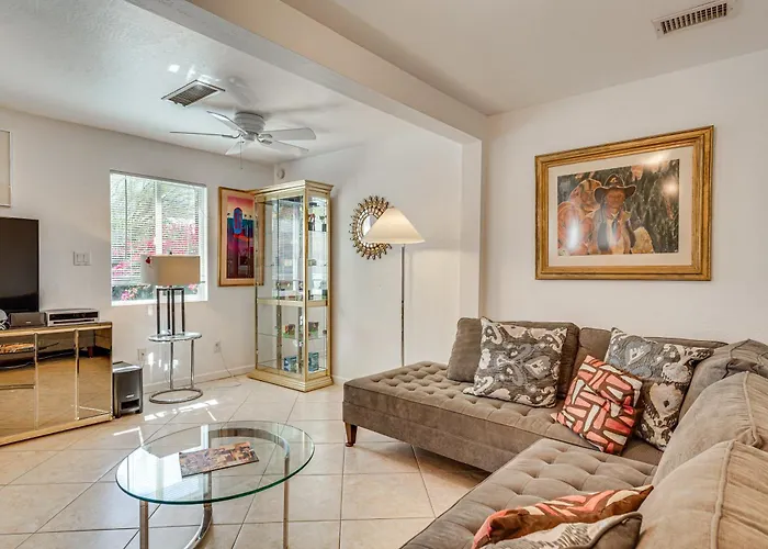 Holiday home Shop & Dine! Getaway 3 Mi To Old Town Scottsdale